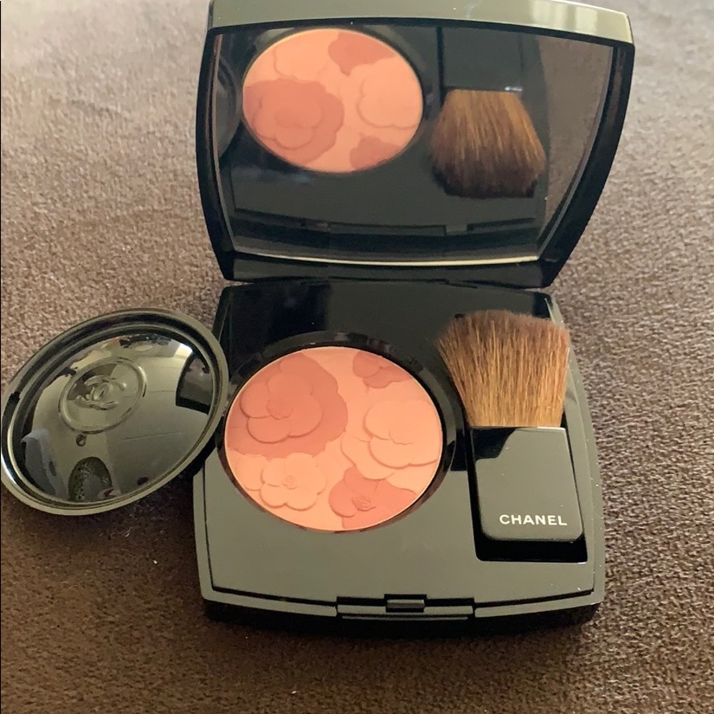 Jardin de Chanel Camelia rose blush